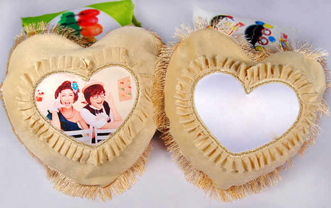 European Style Sublimaiton Cushion Cover with Heart Shape